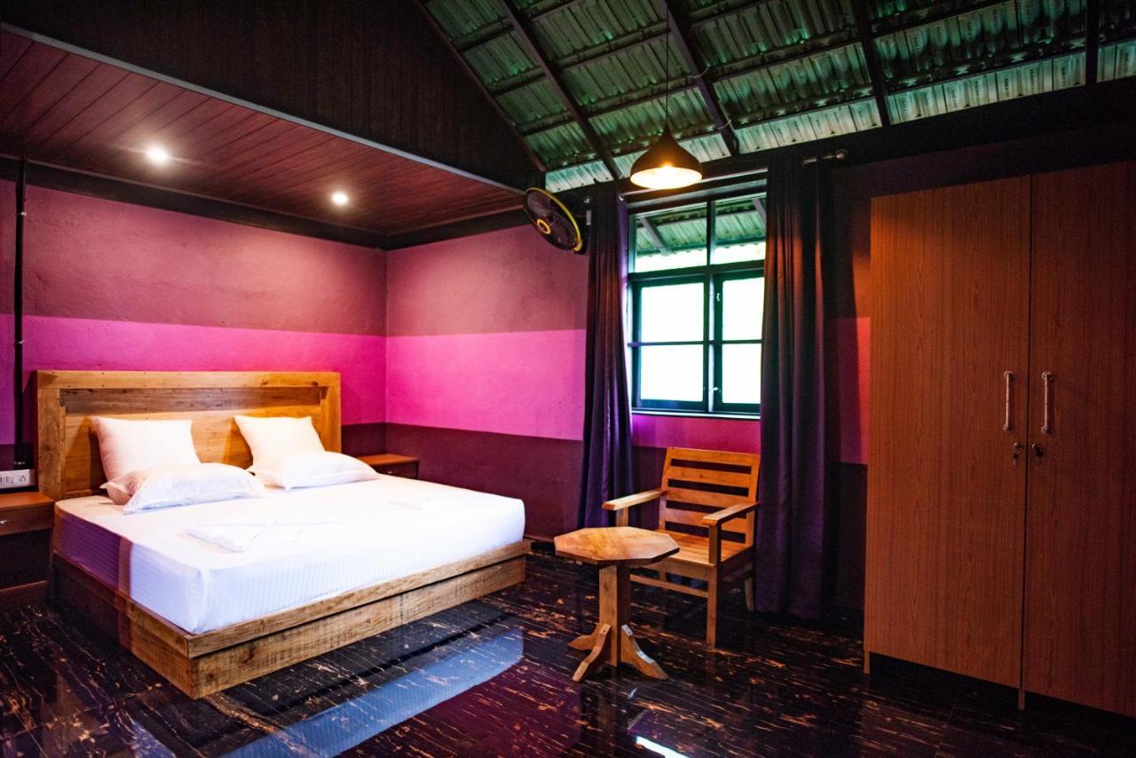 Stone Hills Hotell Kannur Exteriör bild