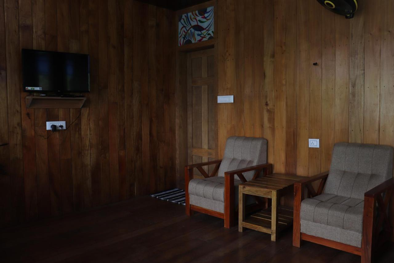 Stone Hills Hotell Kannur Exteriör bild