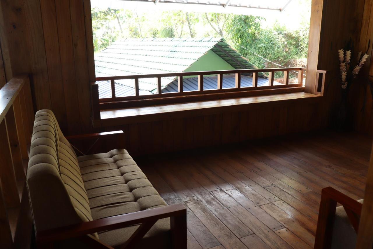 Stone Hills Hotell Kannur Exteriör bild